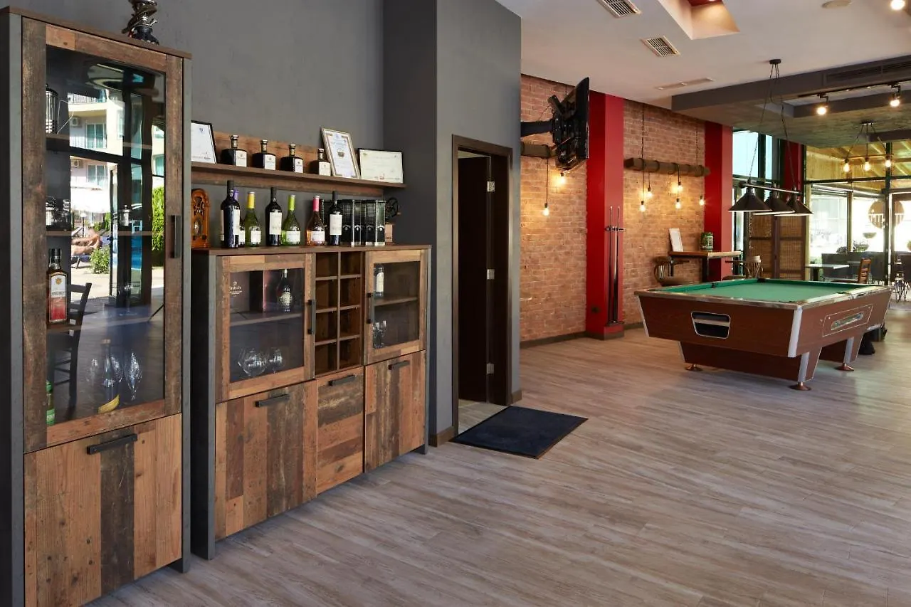 Pollo Resort Słoneczny Brzeg Hotel apartamentowy
