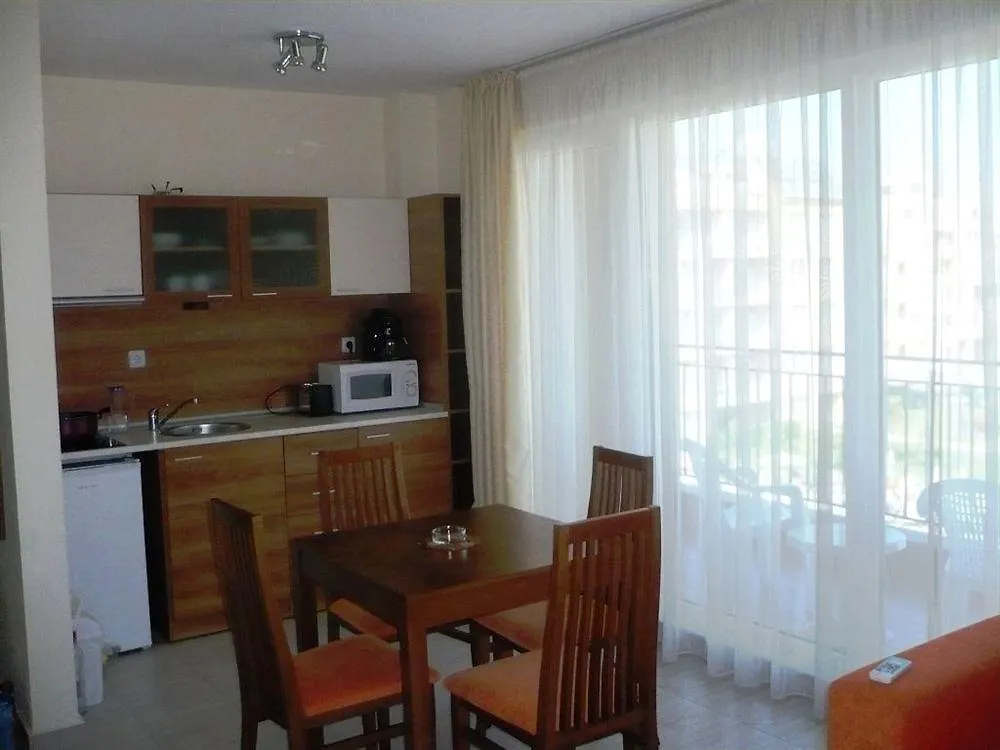 Hotel apartamentowy Pollo Resort Słoneczny Brzeg