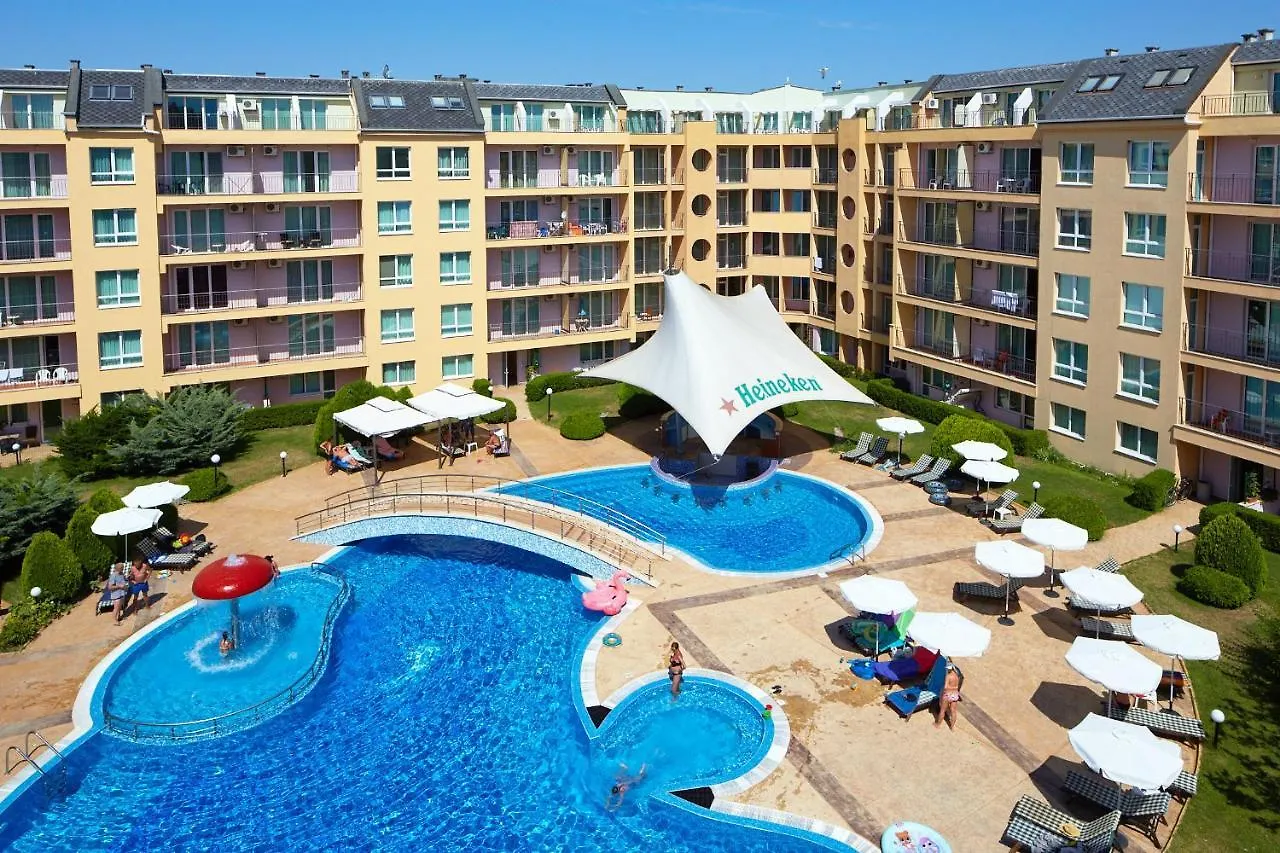 Pollo Resort Napospart Apartmanhotel