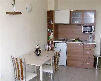 Pollo Resort Napospart