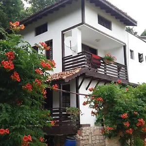 Nasco Guest house