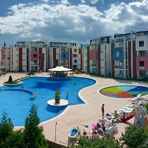 Sun I Słoneczny Brzeg